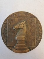 Sakk tematikájú antik bronz plakett érme
