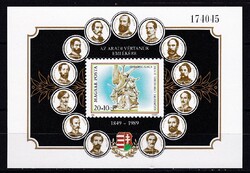 1989 Aradi Vértanúk Emlékére Gyönyörű Hibátlan Postatiszta Blokk