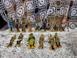16 pieces of century-old, very rare, military 'cut-out pictures', called Scrap (or Scraps) 20.