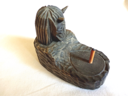 Gyertyatartó fa busó retro 12x6x9cm erotikus népművészek htsz