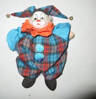 Régi antik porcelán fejű bohóc baba 22 cm kockás nadrág bohóc sapka