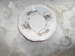 Bakos Éva neves Herendi porcelánfestő szignált tálka- különleges ritka (darazsak) minta