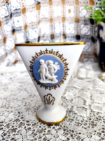Wedgwood stílusú puttós, porcelán legyező váza