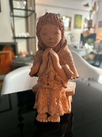 Illár Erzsébet jelzett agyagszobra