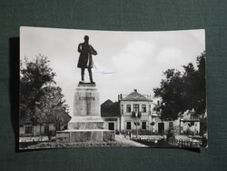 Képeslap,Törökszentmiklós,Kossuth Lajos szobor,tér,étterem látkép,részlet, 1967-