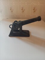 ASZTALI ÁGYÚ MAKETT. VILÁGHÁBORÚS EMLÉK,FRONTMUNKA,HADIFOGOLY MUNKA(?)