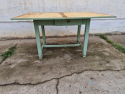 Népi konyha asztal régi étkező asztal népi bútor paraszt asztal antik falusi régiség  vintage