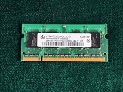 Infineon 256MB DDR2 533MHz PC2-4200S Laptop Memória Retro (2006-07').