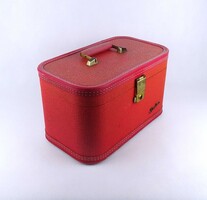 2A208 Retro piros STARLINE pipere bőrönd pipere táska