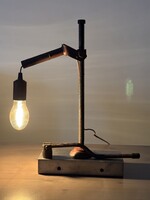 Egyedi ritka Trabant 601 emelő lámpa asztali lámpa