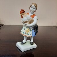 Herendi kislány kakassal, kakasos lány porcelán figura