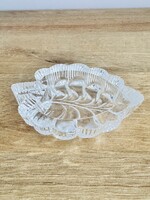 Cristal d'Arques márkájú, Fougère mintázatú, levél alakú vintage kristályüveg tálka