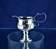 KÜLÖNLEGES, ANTIK EZÜST TEJSZÍNES KIÖNTŐ, LONDON, CA. 1760!!!