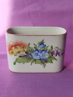 Herendi porcelán. Virágmintás porcelán cigaretta tartó, vagy gyufa tartó doboz.