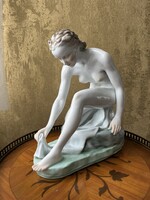 HERENDI PORCELAIN KNEELING ACT, FEMALE ACT SCULPTURE
