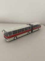 Ikarus 260 csuklós autóbusz