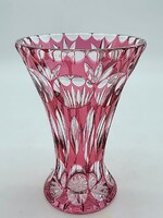 Val Saint Lambert rubinvörös csiszolt kristályváza – belga art crystal, eredeti matrica, 1950–60