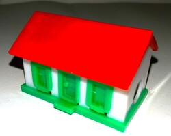1970'S retro műanyag figurális PAPÍRBOLTOS plasztik ceruza hegyező PICI HÁZ