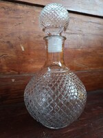 Vintage stílusú díszes üveg likőr vagy whiskey tárolására