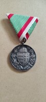 Magyar Háborús emlékérem 1914 - 1918 . PRO DEO ET PATRIA jelzett,ezüstözött bronz