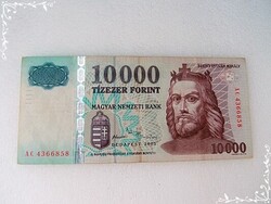 10000 Forint forgalomból kivont !