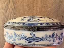 Meissen ékszertartó Hand Painted Porcelain Jewelry Box, Blue Floral Branch, Meissen Style