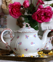 Zsolnay porcelán teás kanna, barokk forma