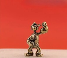 Popeye a tengerész réz öntött figura