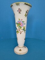 Herendi porcelán Viktória mintás talpas váza