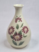 Zsolnay virágmintás porcelán váza hibátlan állapotban 11,5 cm. magas