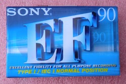 SONY C-90 EFB retro audió kazetta , slim tok , bontatlan   .