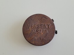 Old metal box Verseny Paste