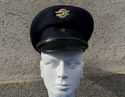 Szocialista vasutas sapka