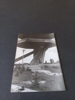 Régi fekete-fehér fotó Miskolc Avasi kilátó alsó terasza – modernista építészet, 1964