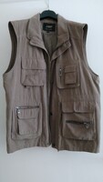 XL-sized Outer and Inner Multiple Pocket Safari Men's Vest for Fishing and Hunting