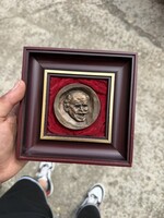 Arturo Toscanini ritka bronz plakett﻿je bársonyon futtatva