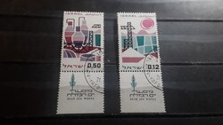 Izráel.