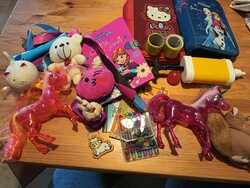 Kislányos/Kisfiús játékcsomag 037 - Multi-piece toy set for girls/boys 037.