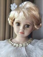 Vintage porcelán baba