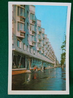 Képeslap - Szovjetunió 1968. Kijev, Junoszty (Ifjúság) üzletsor a Sevcenko körúton (Bulvar Sevcenka)