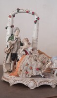 Porcelán figura
