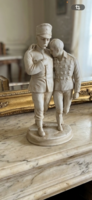 Antik Herendi biszkvit porcelán szobor – Kisfaludi Strobl Zsigmond: Búcsúzó katona