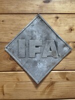 IFA tábla, embléma