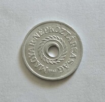 Verdehibás! Lyukas 2 Fillér 1962, félrevert lyukperem + anyaghiba.