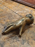 ANTIK BRONZ KÉZ SZOBOR LEVÉLNEHEZÉK ÍRÓASZTALDÍSZ