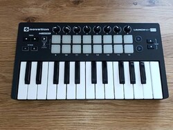 ÚJSZERŰ! Novation Launchkey Mini midi keyboard controller micro USB