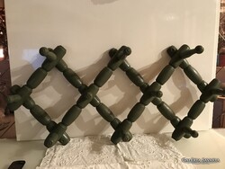 FOGAS - FA - RÉGI - 75 cm x 37 x 17 cm - KEMÉNYFA - SÖTÉT OLÍVA  - NEHÉZ - HIBÁTLAN .