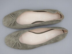 New! 5TH Avenue suede ballet flat, size 40