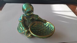 Zsolnay zöld eozinmázas „Kosaras Annuska” figura