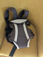 KINDERKRAFT baby babahordozó 3,5 kg- 9 kg-ig
